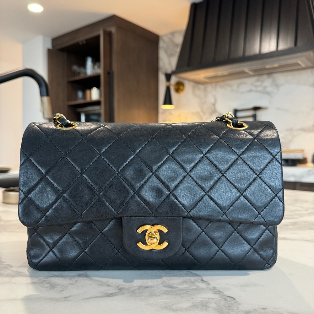 Chanel classic medium double flap shoulder bag vintage from the late 80’s